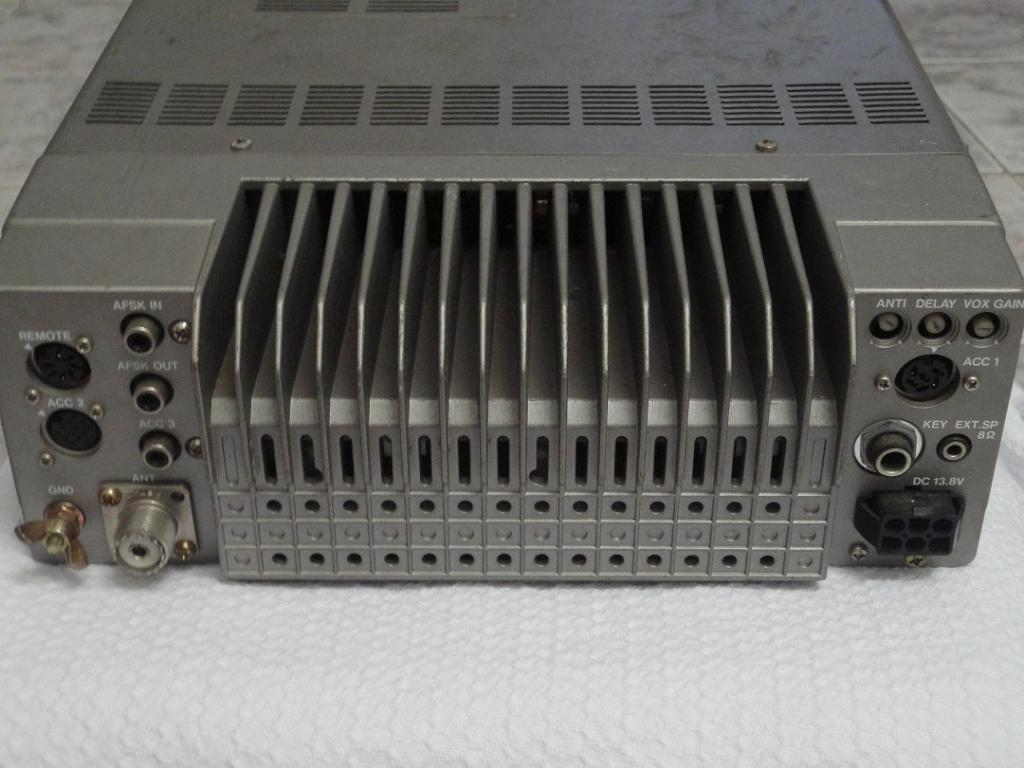 Rádio HF Kenwood mod.TS-440S — Foto 4