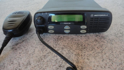 Radio amador Motorola PRO 5100 VHF