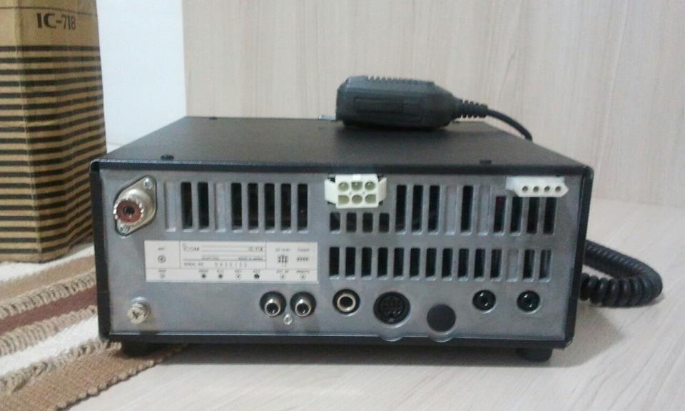 vendo radio muito novo ic 718 caixa e manual. ( VENDIDO) — Foto 2
