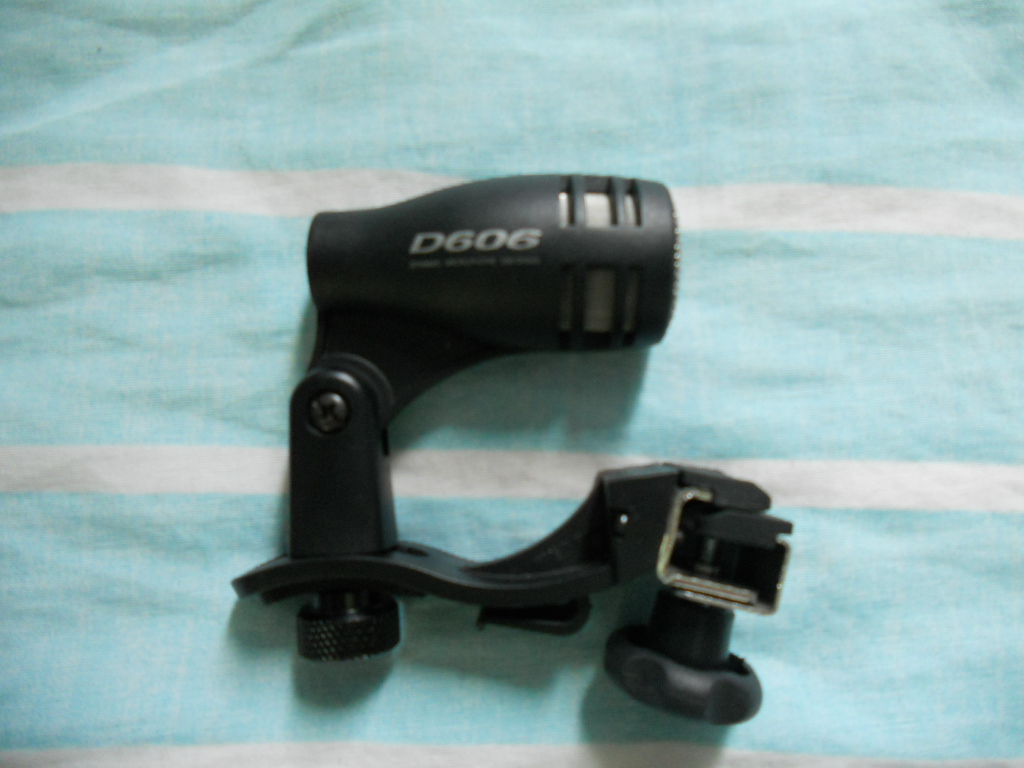 VENDO MICROFONE YOGA D 606 — Foto 1