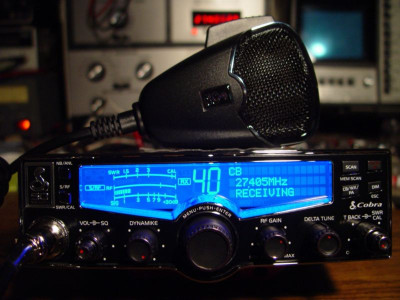 CLIQUE E VEJA AS FOTOS - RADIO LINDO COBRA 29LX  TROCO POR VHF