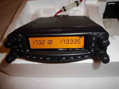 YAESU FT8900-R valor R$2.000,00 — Miniatura 3