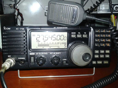 RADIO HF ICOM IC-718