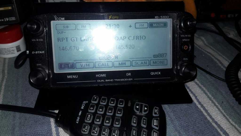 Radio Icom Id 5100-a — Foto 1