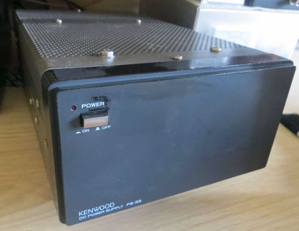 Fonte Kenwood PS-33