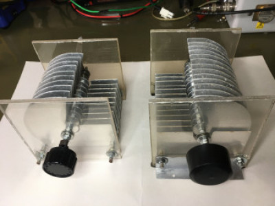 Capacitor variável de alta isolação — Miniatura 2